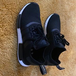 NMD’S R1